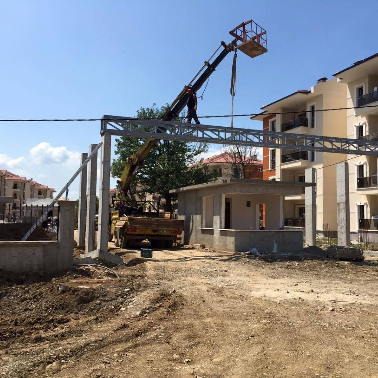 DÜZCE AŞİAN KONUTLARI MİNARE İNŞAATI